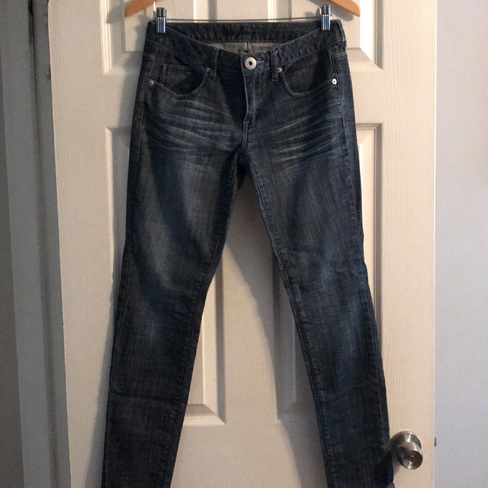 Guess skinny jeans. Dark wash